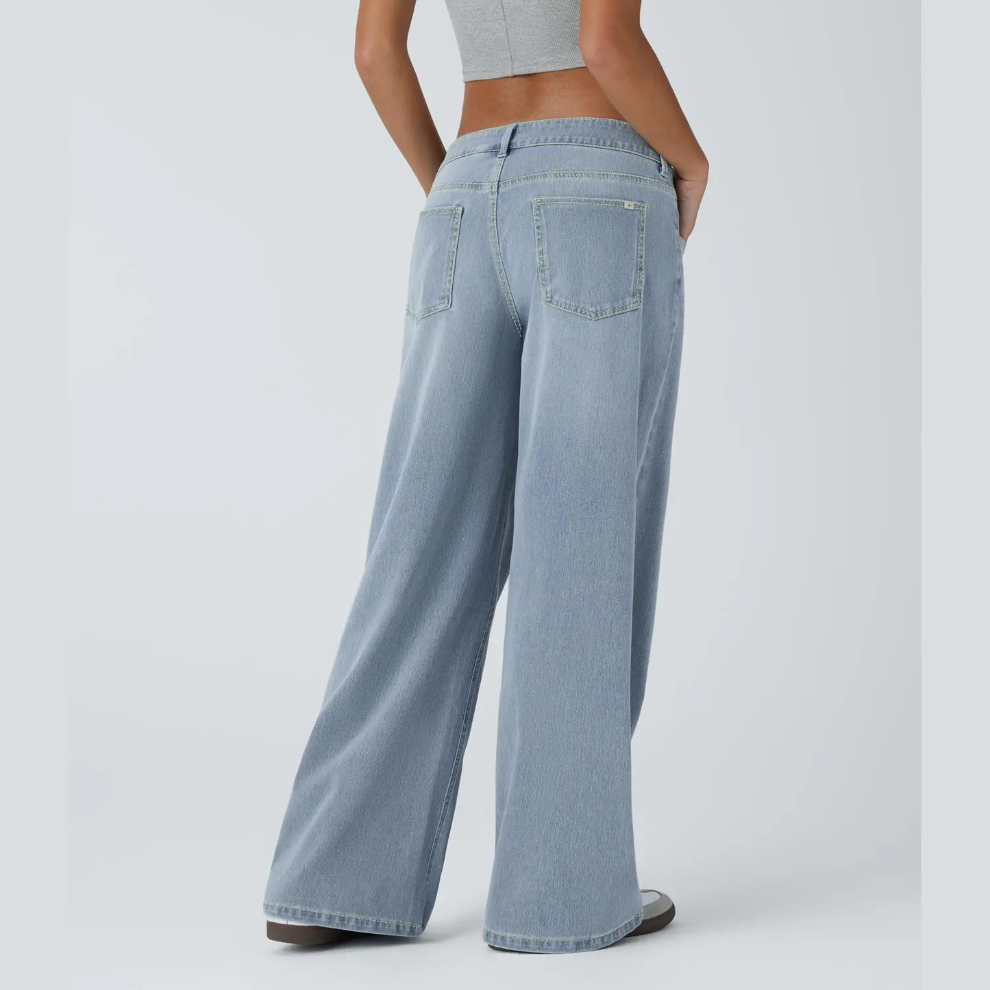 Women's Low Rise Wide Leg Jeans